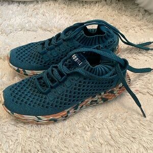 No bull shoes, only worn a few times.